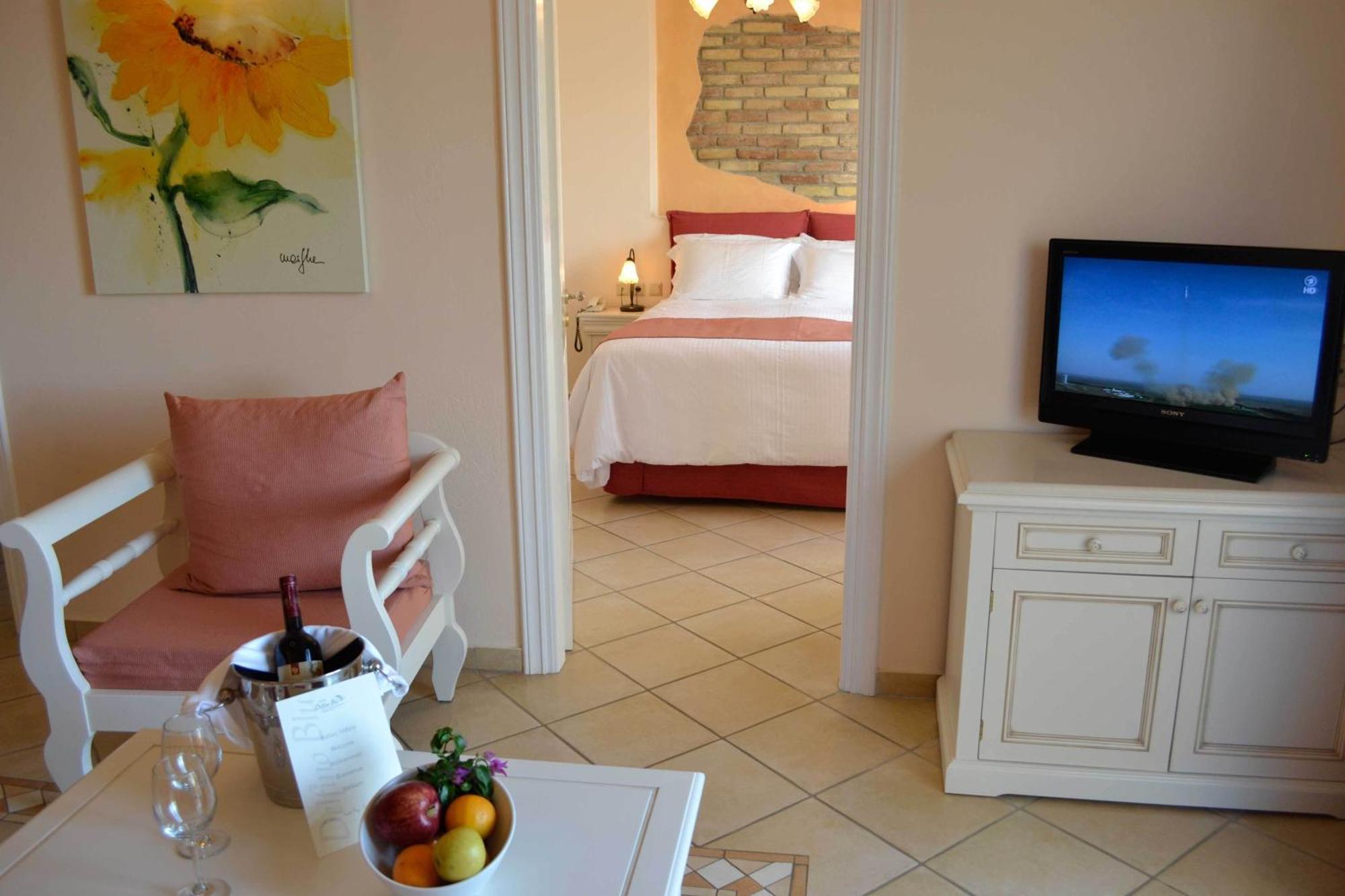 Delfino Blu Wellness Boutique Hotel Agios Stefanos Avliotes  ภายนอก รูปภาพ